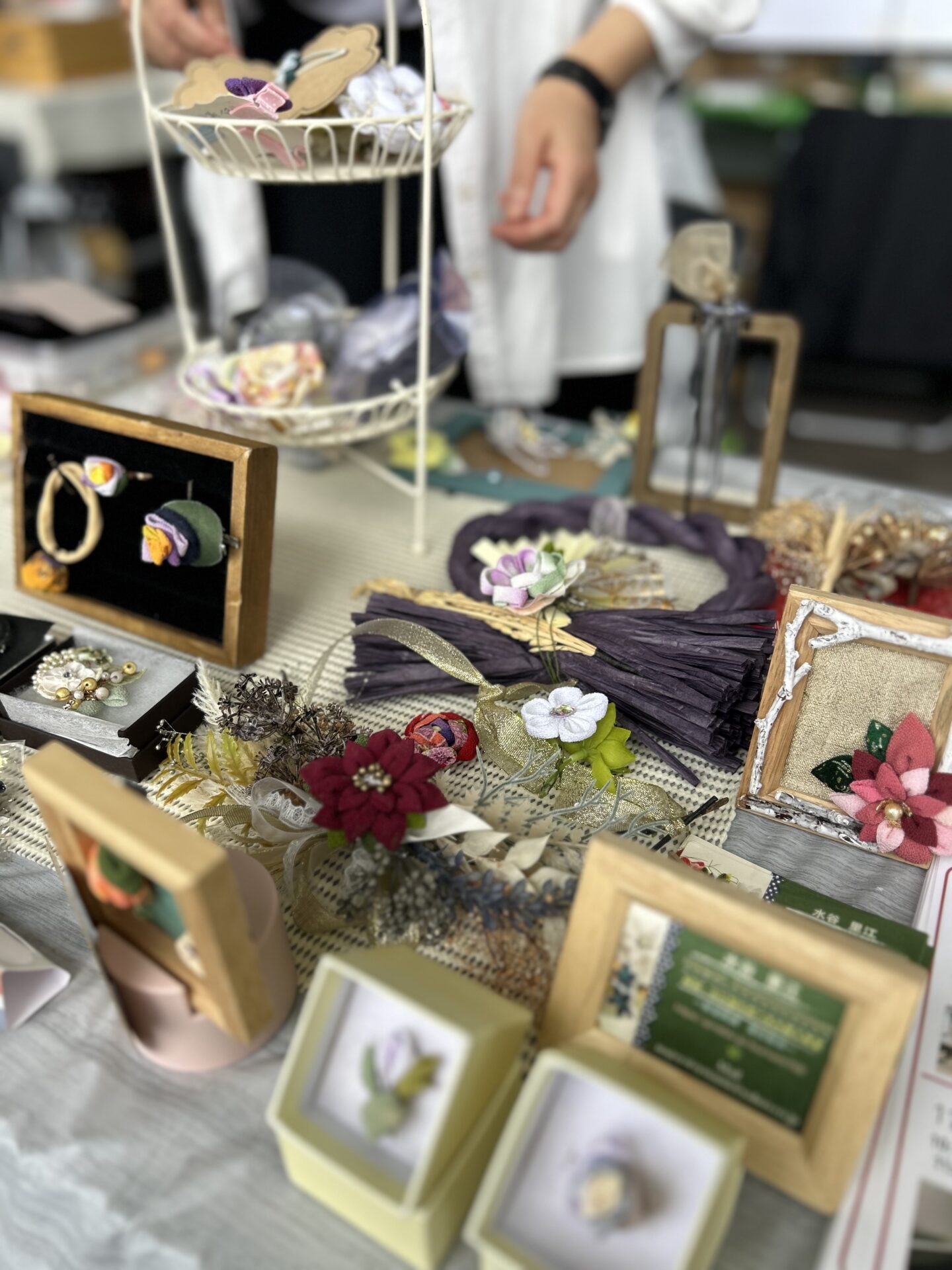 冬の手仕事、つまみ細工で彩りを。❄